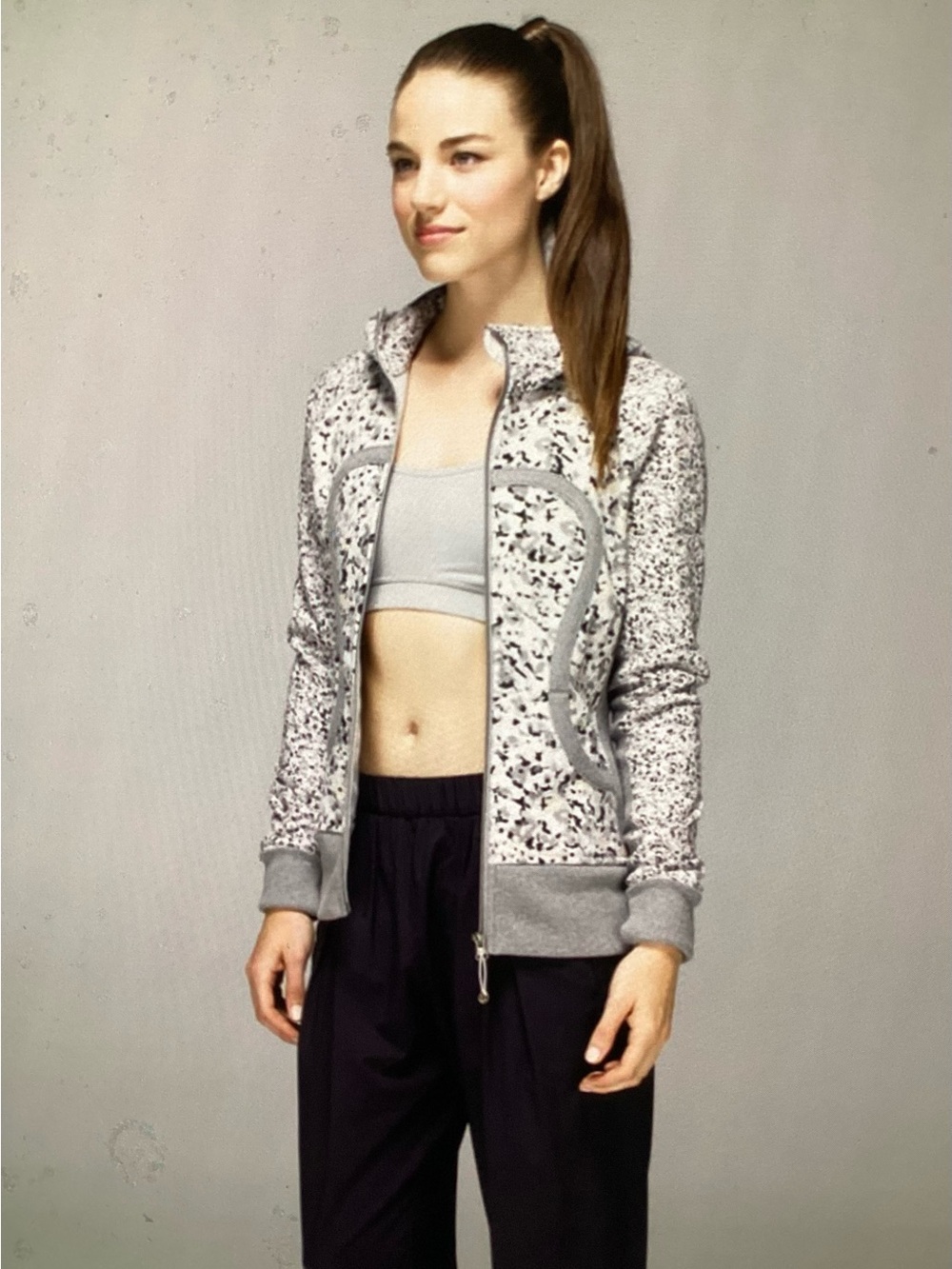 Lululemon Scuba Hoodie ll Zip Jacket -Grey Not so Petite Fleur Silver Spoon